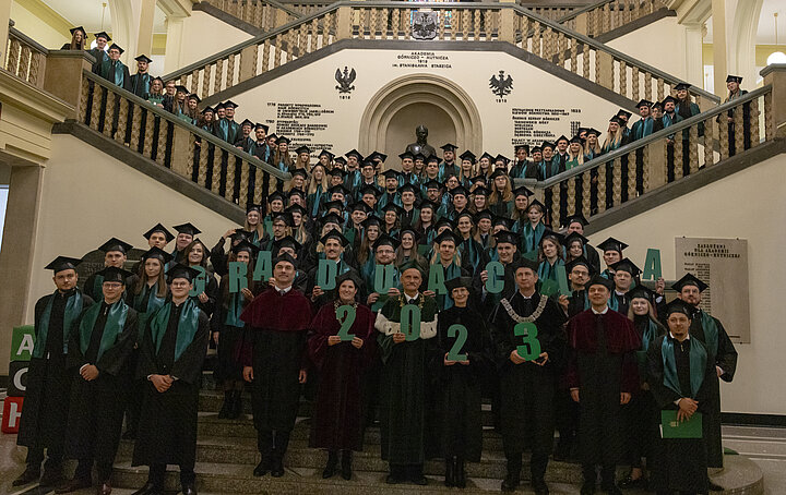 Zdjęcie absolwentów 2023 - 1