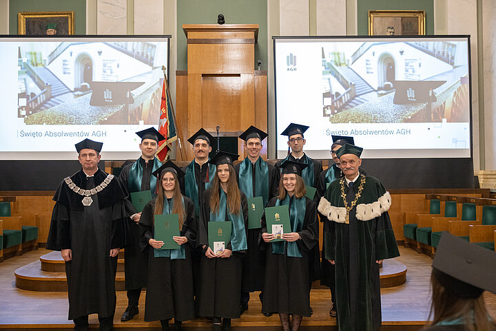 Zdjęcie absolwentów 2023 - 5